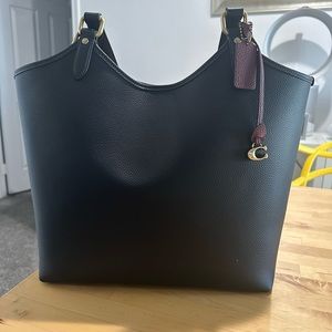 Coach Leather Day Tote with pouch